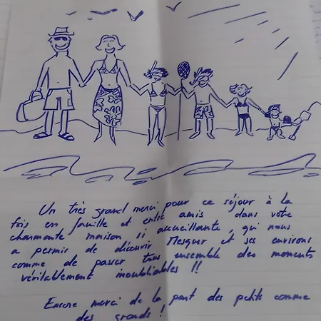 Les Oliviers 12p - 1,5 Km Hébergement de vacances